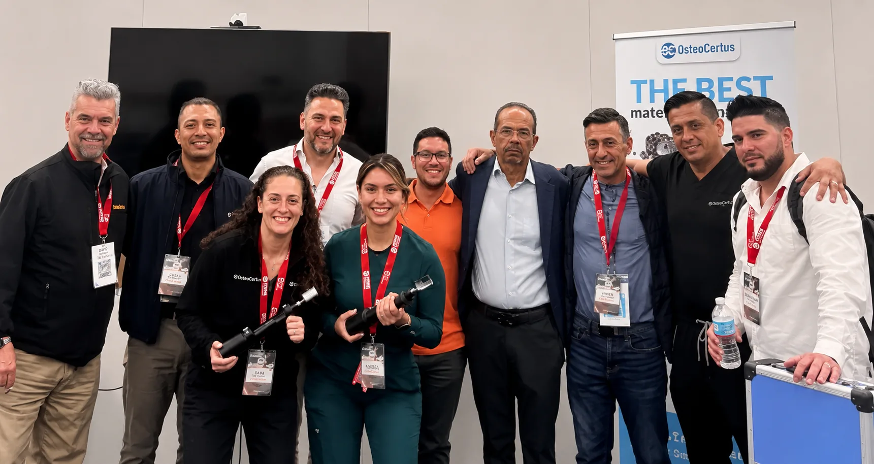 Participantes e instructores del curso de TPLO en español durante CVDL26
